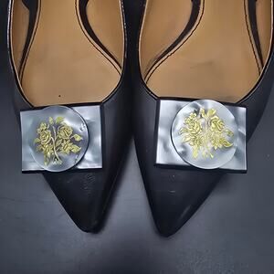 Tip Toe Metallic Gold Tone Floral Shoe Clips Vintage NOS